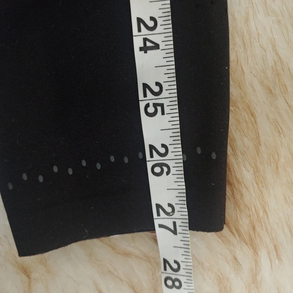 Lululemon Zoned In Tight 27" BLACK Breathability Seamless Reflective details 4. - Picture 7 of 7